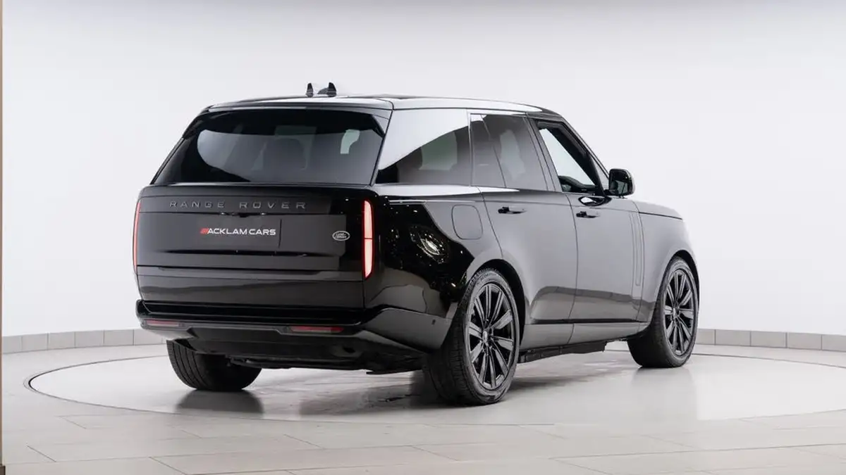 2022-land-rover-range-rover-30-p440e-hse-big-5