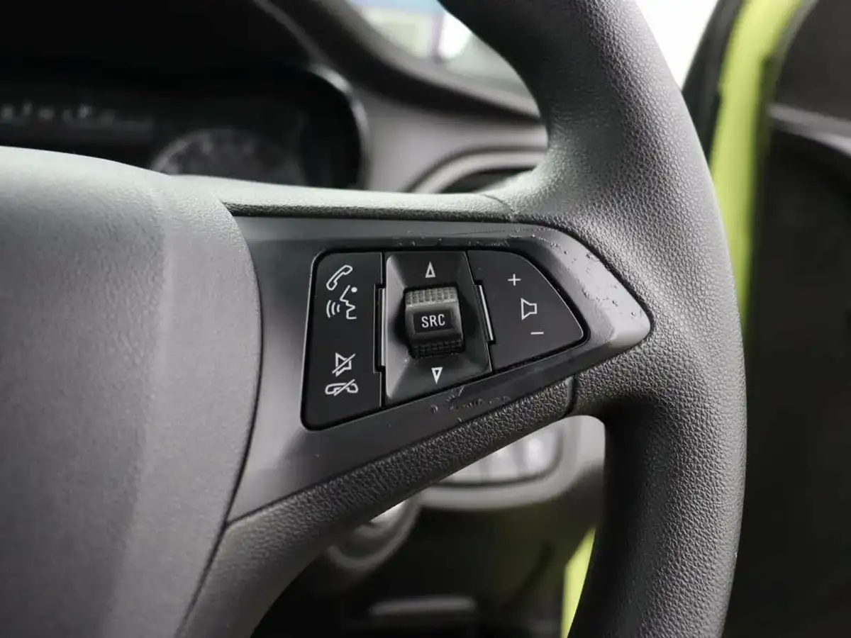 2018-vauxhall-viva-10i-se-73ps-ac-big-26