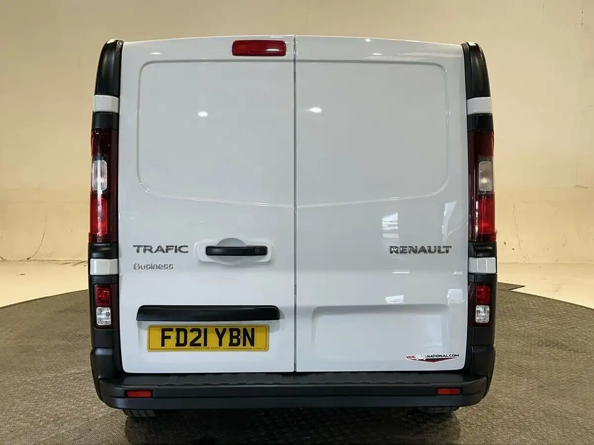 2021-renault-trafic-20dci-sl28-energy-120-business-big-17