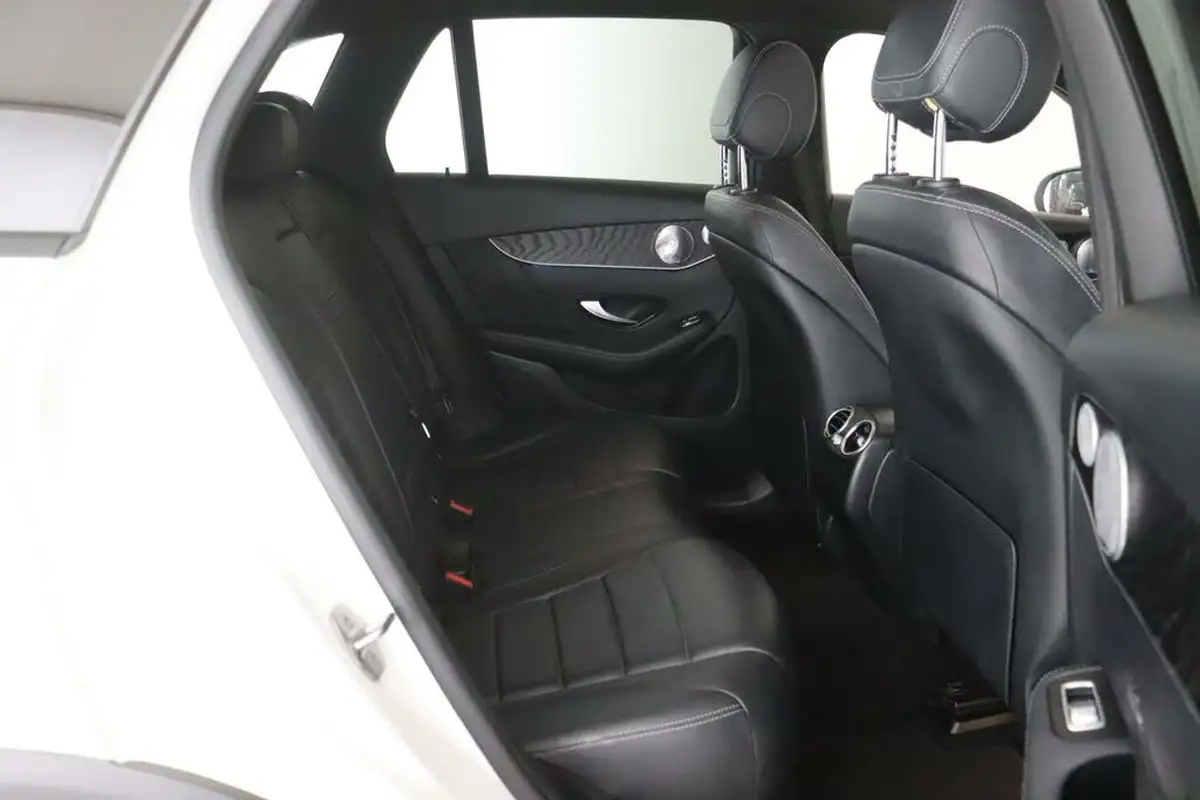 2019-mercedes-benz-glc-class-20-glc250-amg-night-edition-premium-plusss-big-16