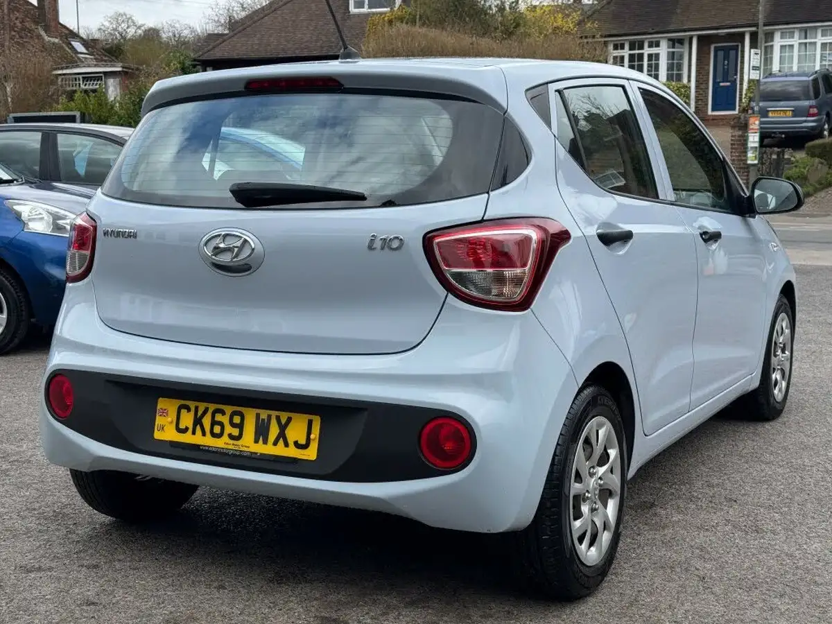 2019-hyundai-i10-10-s-big-3