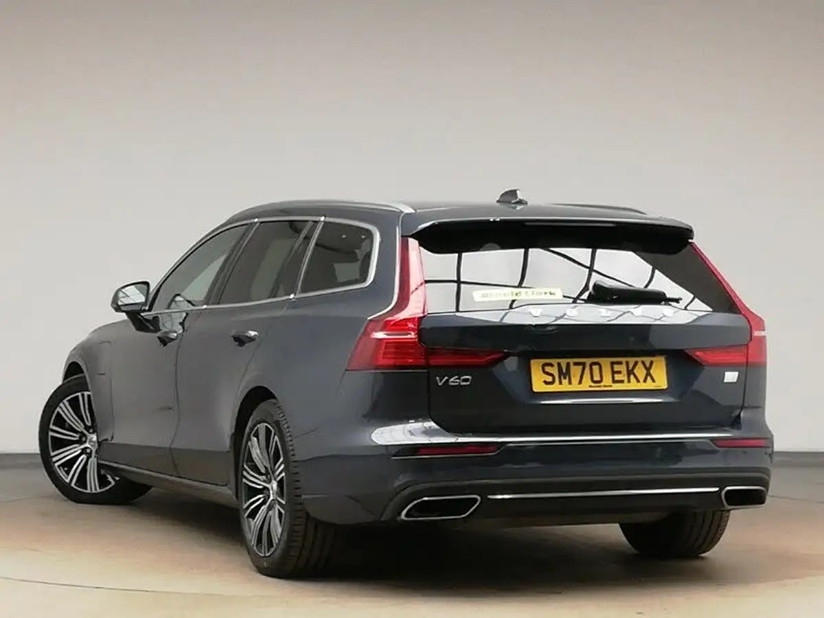 2020-volvo-v60-20-t6-inscription-big-1