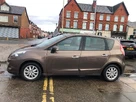 2010-renault-scenic-15td-privilege-tom-tom-small-3
