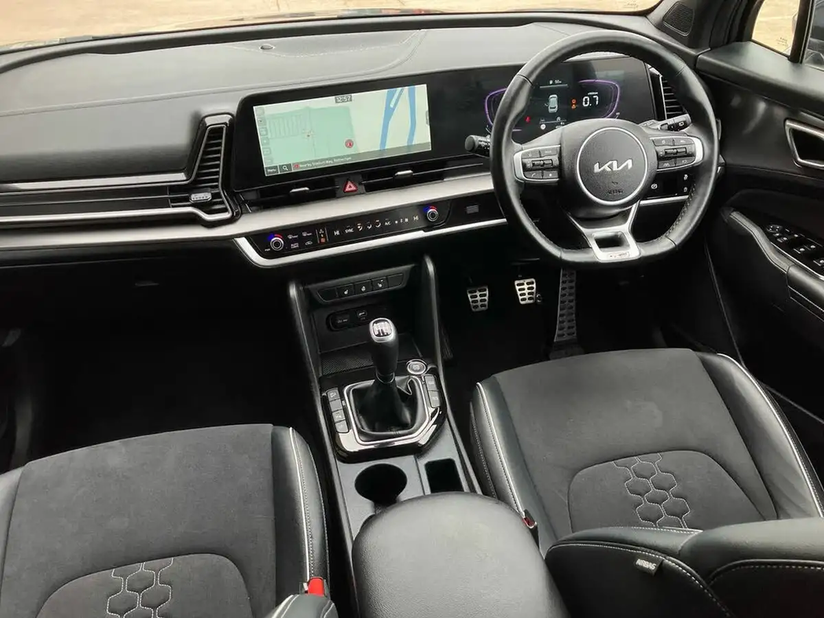 2023-kia-sportage-16-t-gdi-gt-line-148bhp-big-47