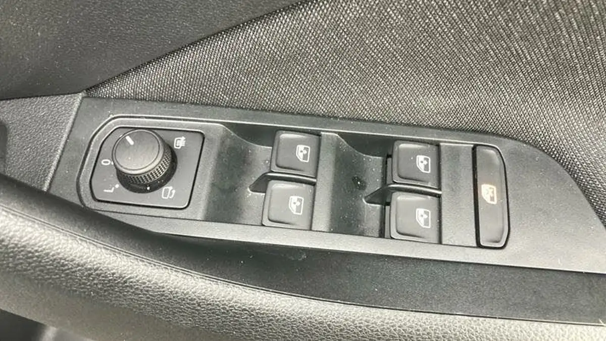 2024-skoda-kamiq-15-tsi-se-l-executive-dsg-big-24