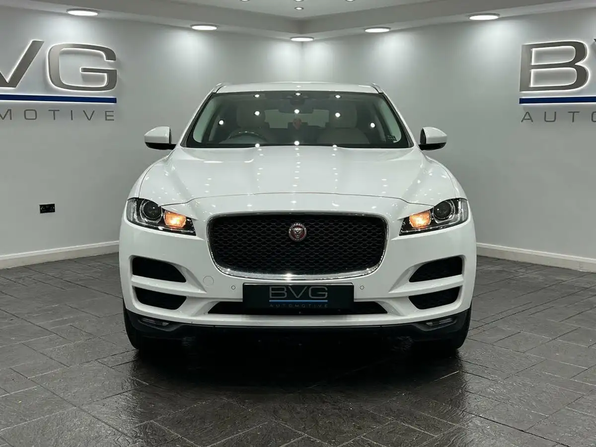 2017-jaguar-f-pace-20-i4d-prestige-180ps-awd-auto-big-2