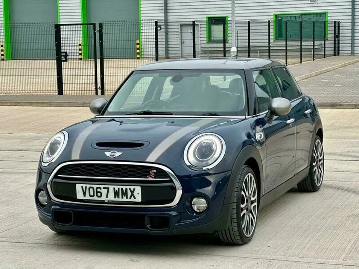 2017-mini-cooper-20-cooper-s-seven-media-xlss-5d-sport-auto-big-37