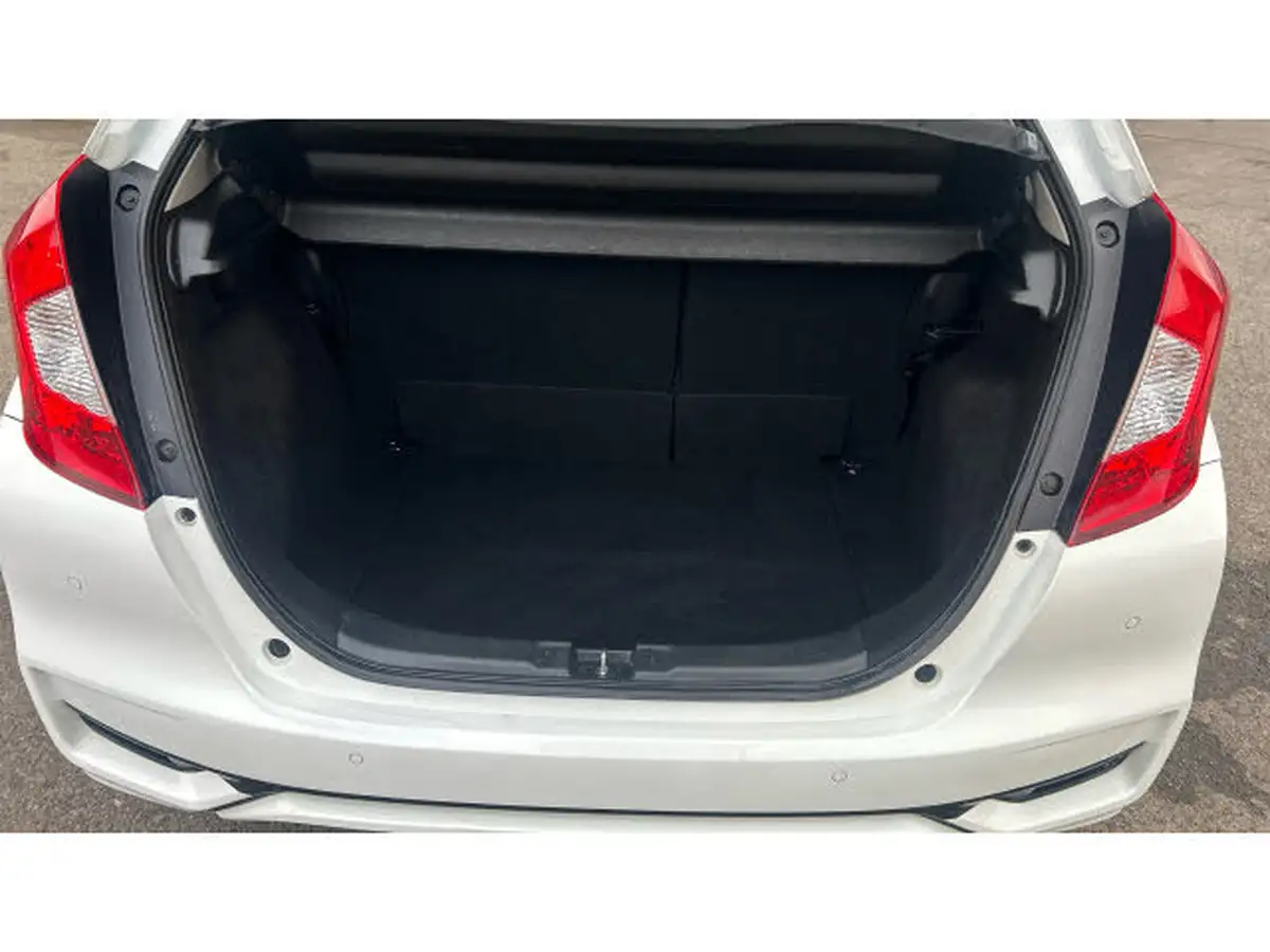 2018-honda-jazz-13-i-vtec-se-cvt-big-31