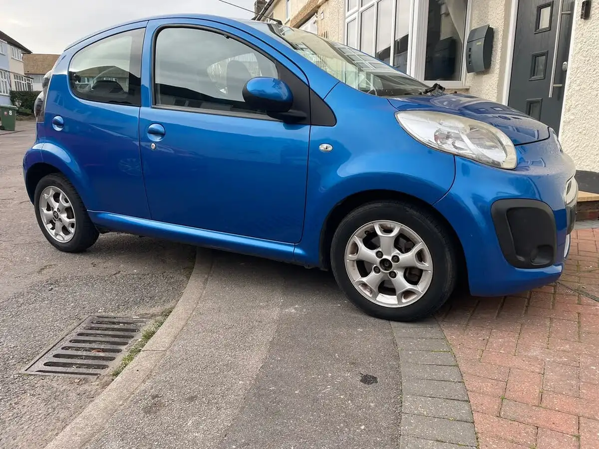 2014-citroen-c1-10-edition-5d-big-0