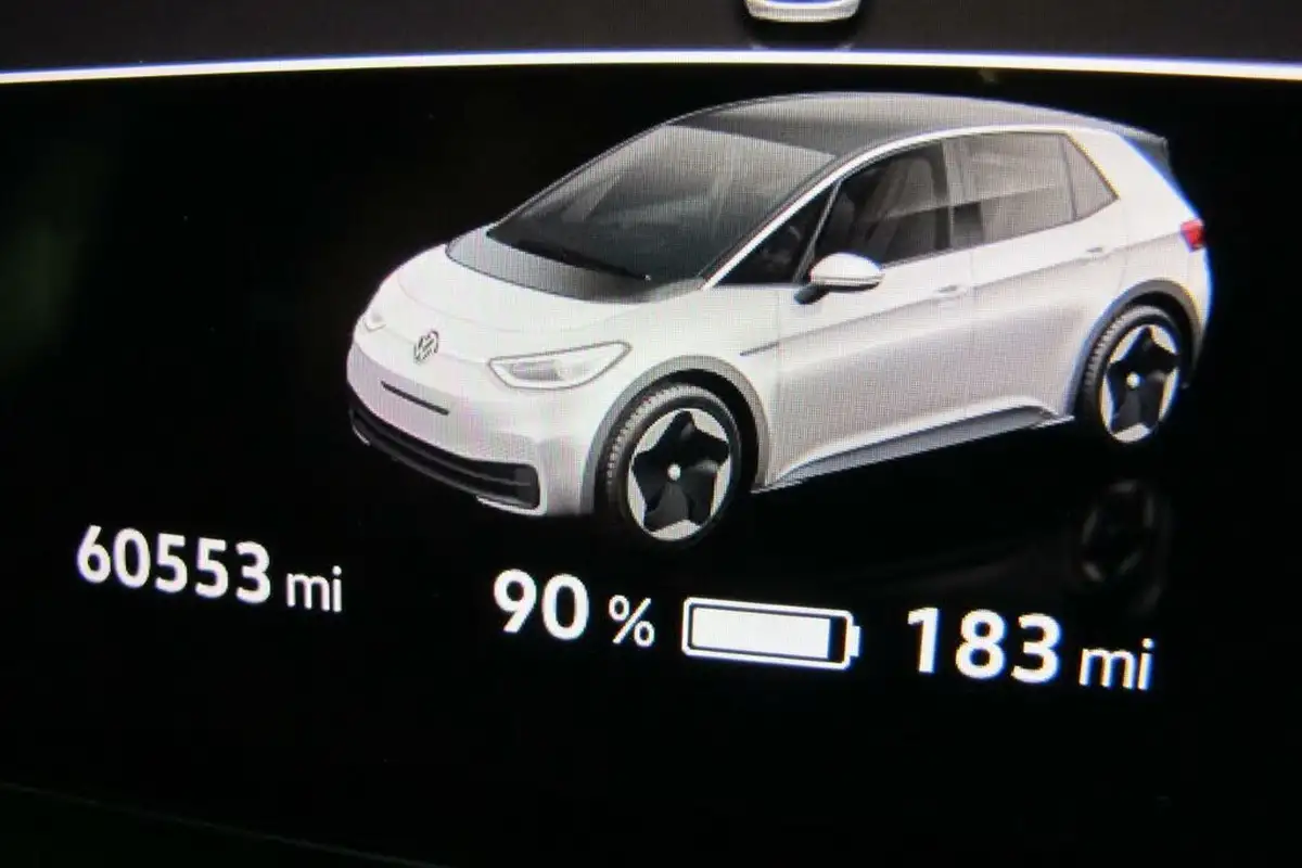 2021-volkswagen-id3-e-life-145ps-58kwh-pro-big-73