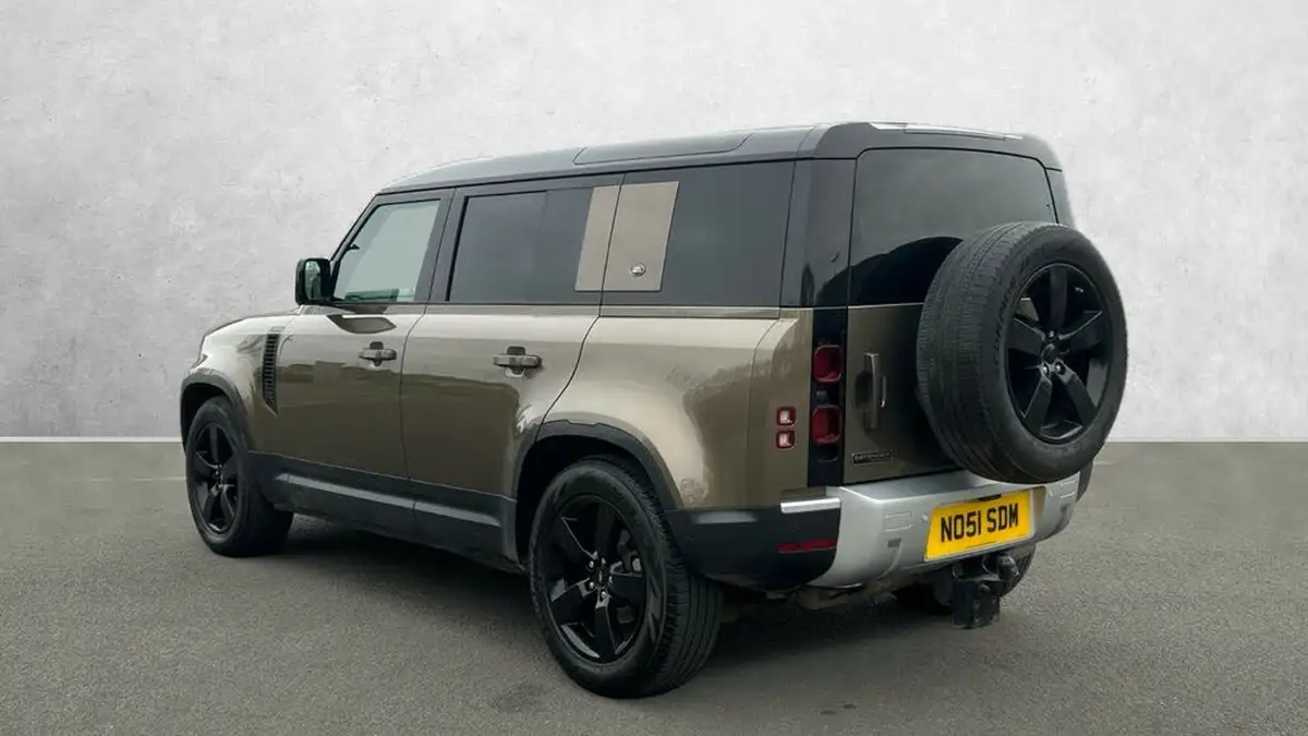 2020-land-rover-110-defender-20-d240-first-edition-110-big-1