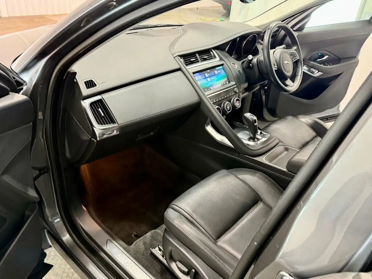 2018-jaguar-e-pace-20-i4d-s-awd-auto-big-27
