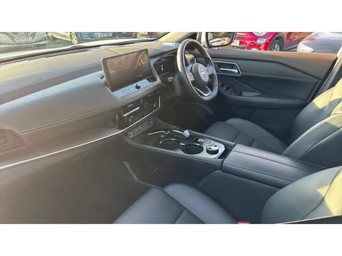 2022-nissan-x-trail-15-e-power-tekna-213ps-e-4orce-big-8