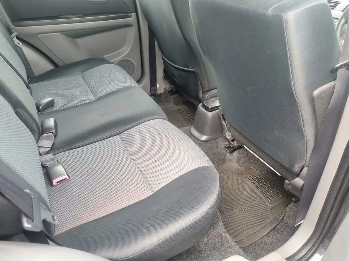 2007-suzuki-sx4-16-glx-4grip-big-21