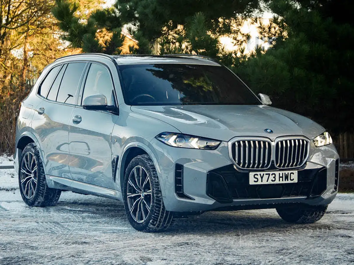 2023-bmw-x5-30-xdrive-50e-m-sport-big-0