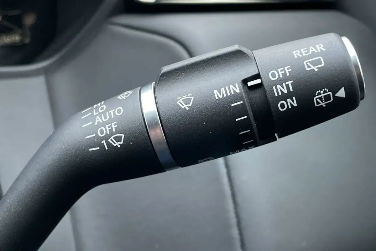 2024-land-rover-range-rover-velar-20-p250-dynamic-hse-big-59