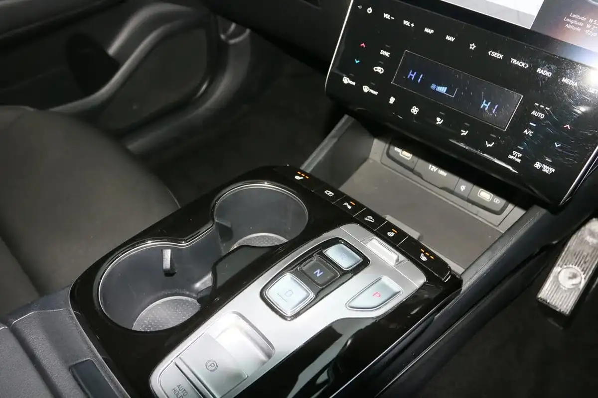 2021-hyundai-tucson-16-t-gdi-premium-230ps-hybrid-1598cc-auto-big-17