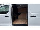 2022-peugeot-expert-15-bluehdi-professional-premium-long-1000-small-4