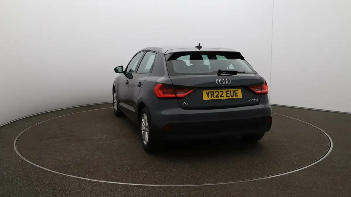 2022-audi-a1-10-30-tfsi-technik-big-57