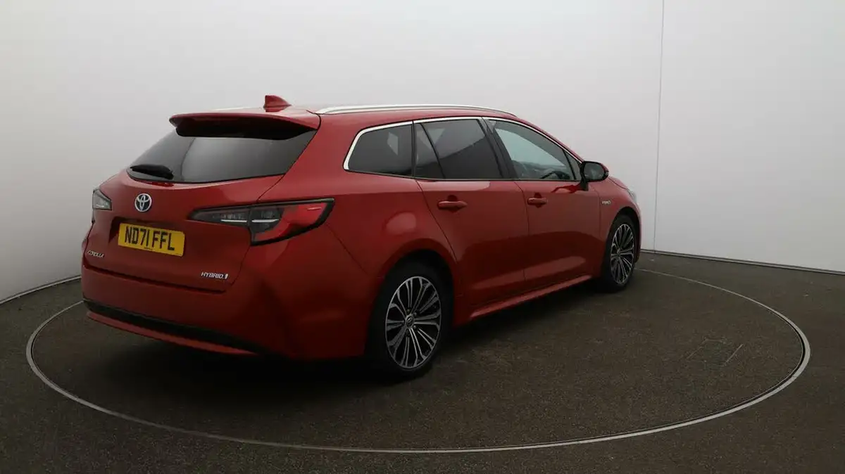 2021-toyota-corolla-18-vvt-i-excel-trk-touring-sports-big-7