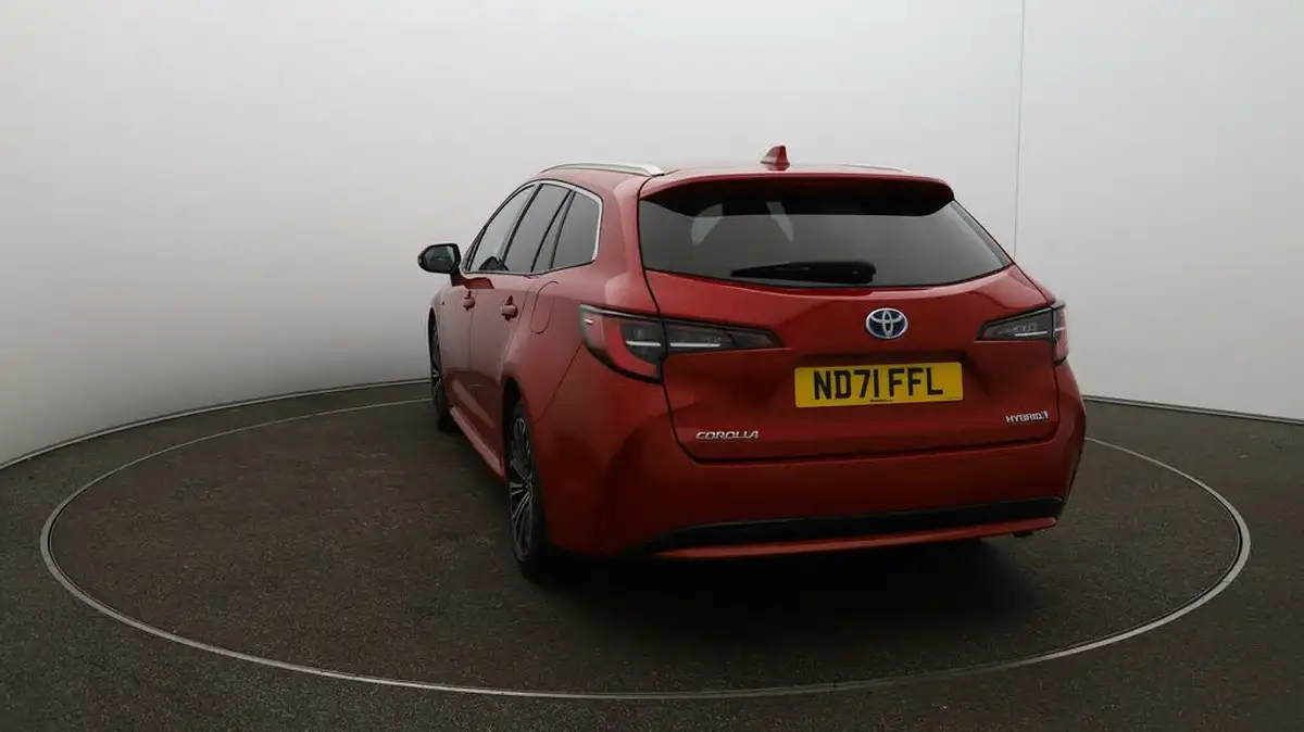 2021-toyota-corolla-18-vvt-i-excel-trk-touring-sports-big-59