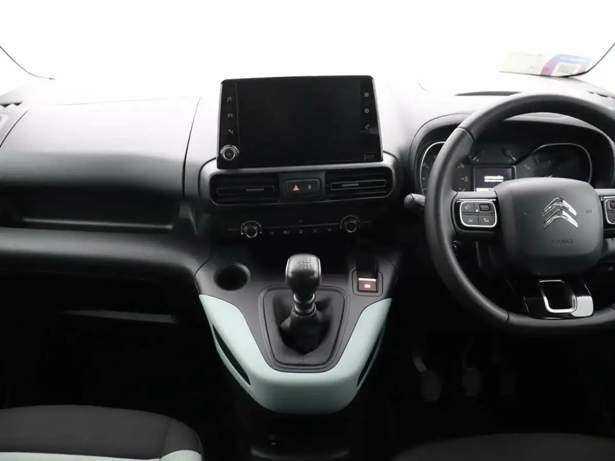 2020-citroen-berlingo-15bluehdi-flair-xl-size-130ps-big-12
