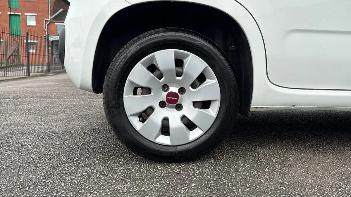 2020-fiat-panda-12-pop-big-18
