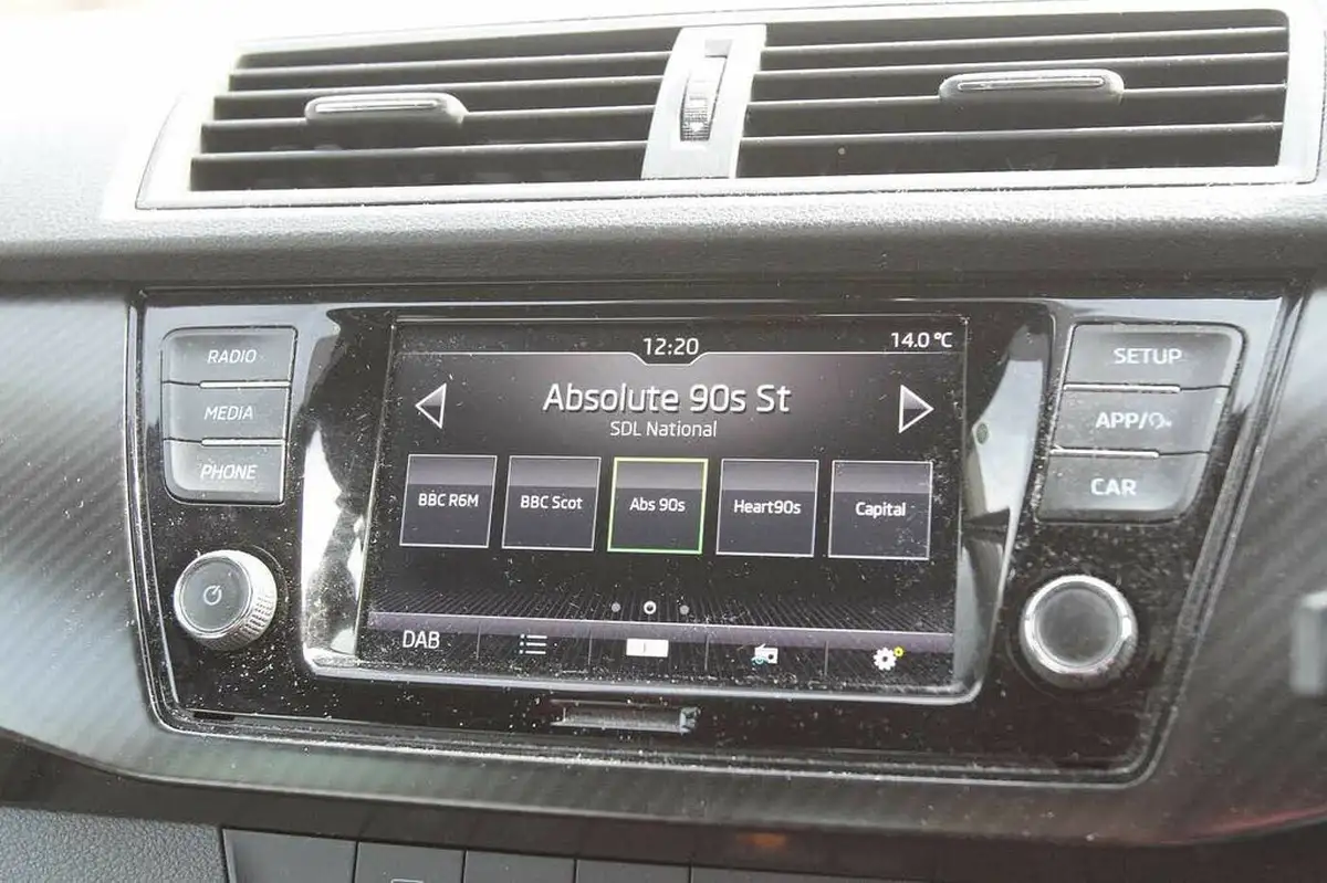 2019-skoda-fabia-10-tsi-monte-carlo-95ps-hatchback-big-15