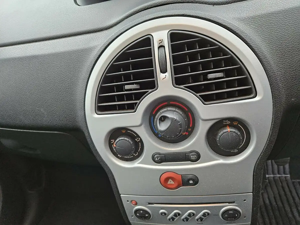 2008-renault-modus-15td-expression-68-big-14