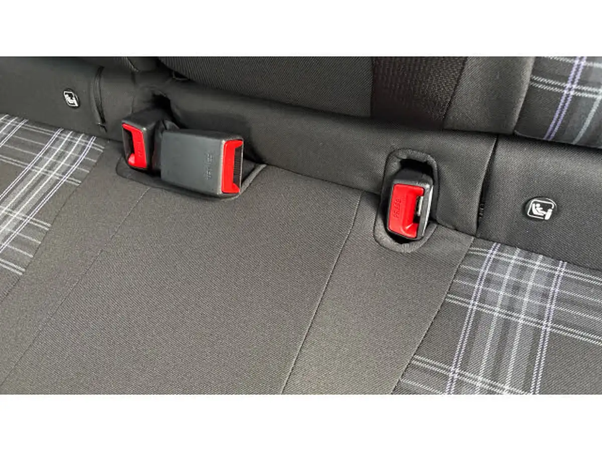 2024-hyundai-i10-12-premium-79ps-big-16