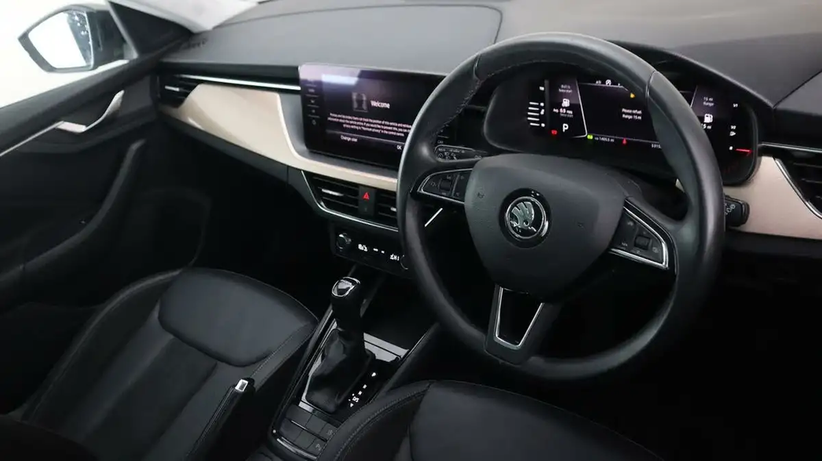 2020-skoda-kamiq-10-tsi-se-l-115ps-dsg-big-9