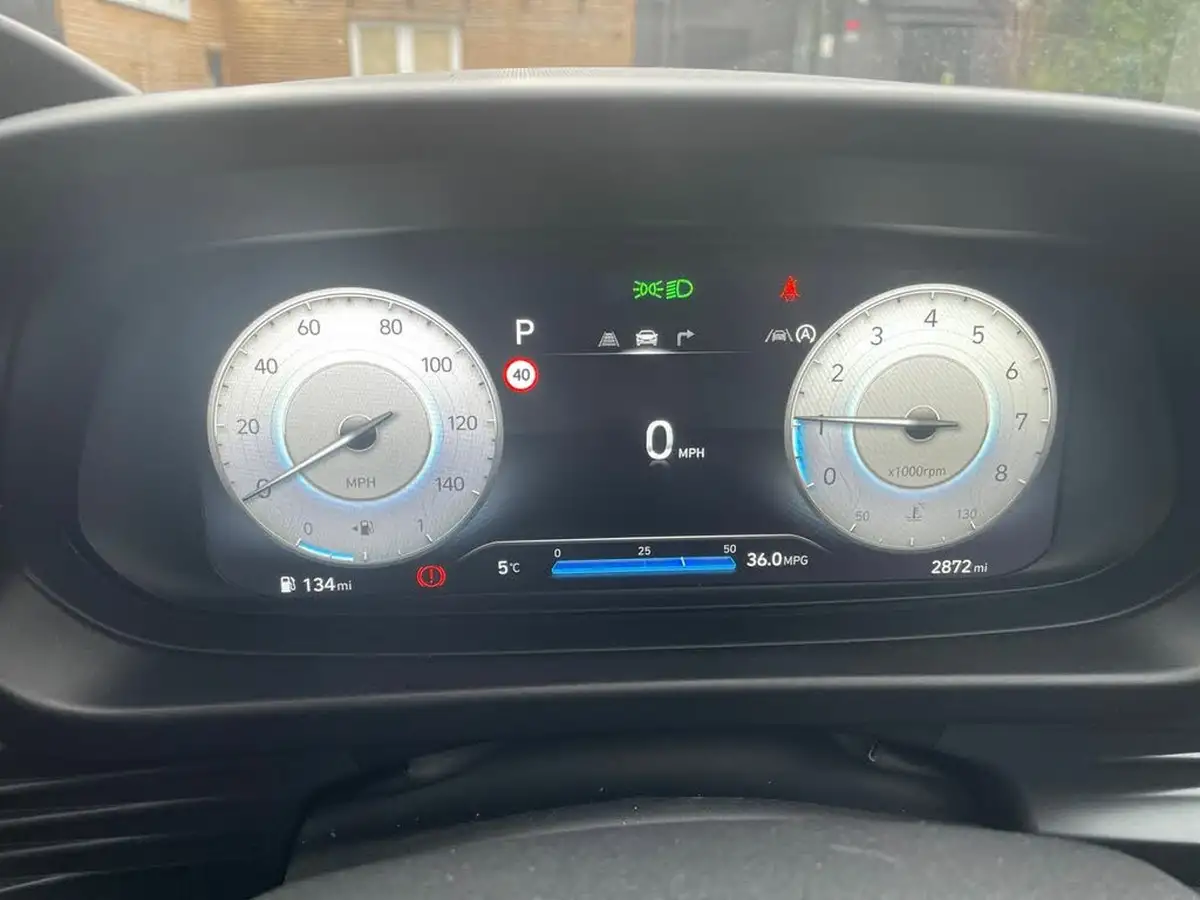 2024-hyundai-bayon-10-t-gdi-advance-7dct-big-13