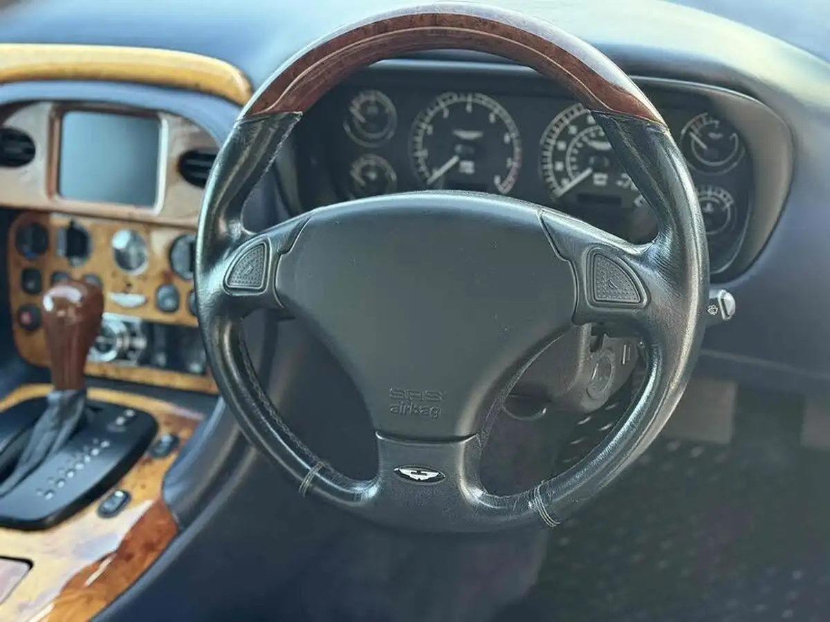 2001-aston-martin-db7-59-vantage-auto-big-17