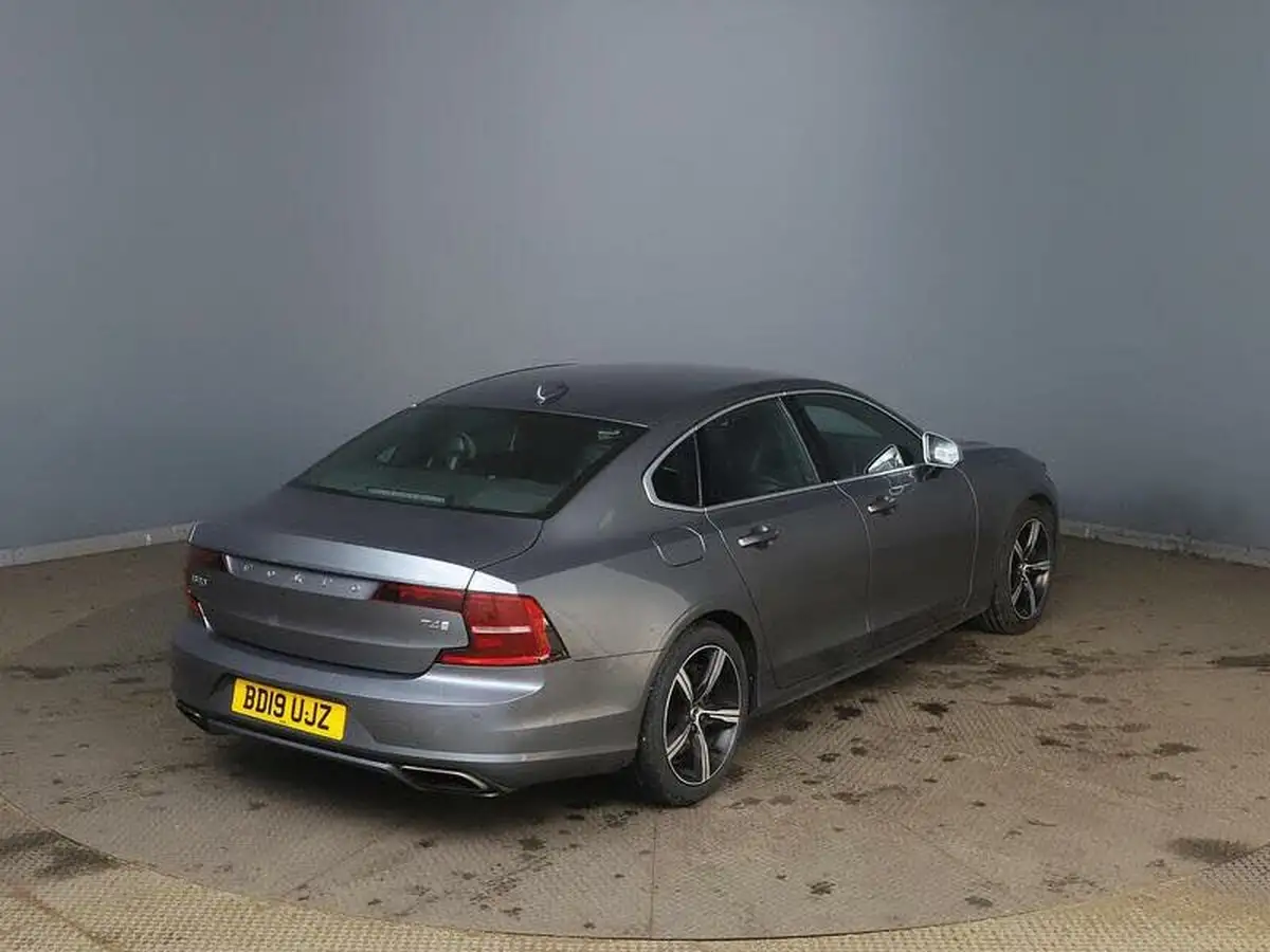 2019-volvo-s90-20-t4-r-design-big-7
