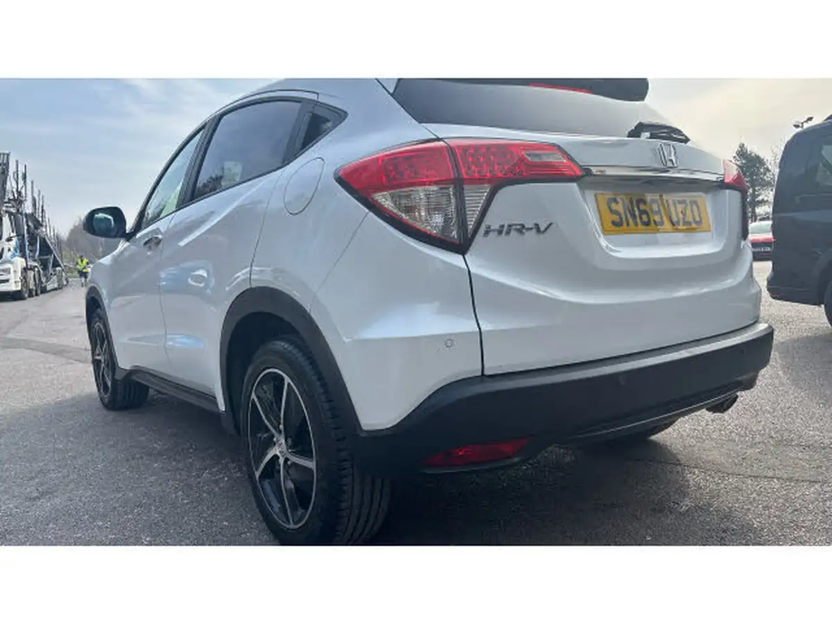2020-honda-hr-v-16-i-dtec-se-big-51
