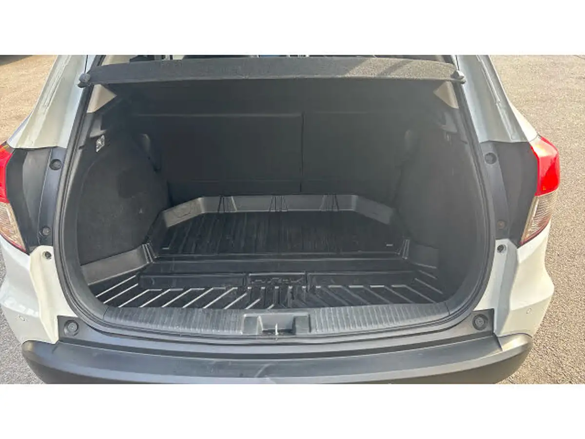 2020-honda-hr-v-16-i-dtec-se-big-3