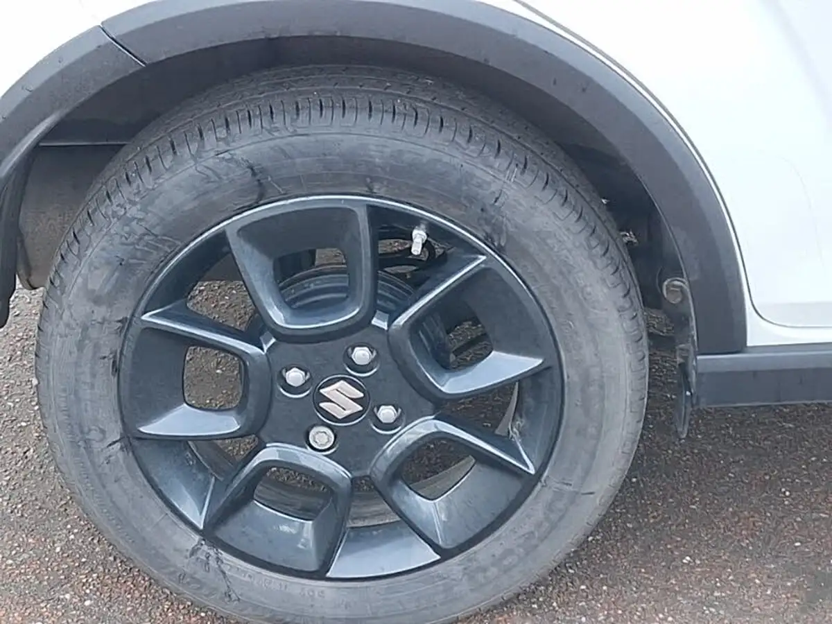 2023-suzuki-ignis-12-dualjet-sz5-big-11