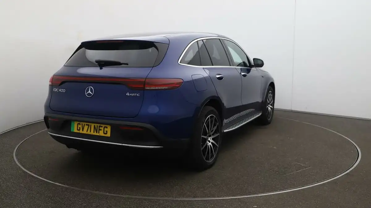 2022-mercedes-benz-eqc-e-eqc-400-amg-line-big-53