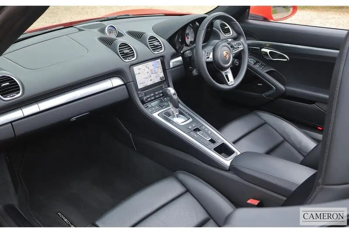 2016-porsche-boxster-718-25-boxster-s-pdk-big-17
