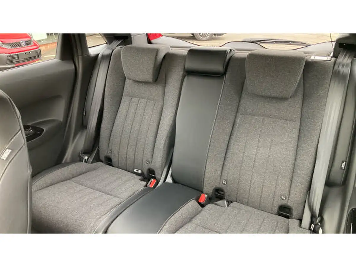 2022-honda-jazz-15-i-mmd-ex-107ps-big-7