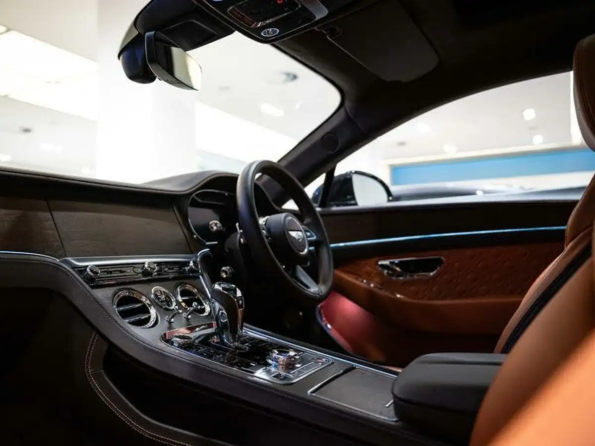 2022-bentley-continental-40-gt-v8-coupe-big-36