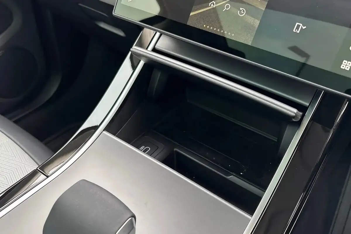 2024-land-rover-range-rover-evoque-15-p270e-dynamic-hse-big-36