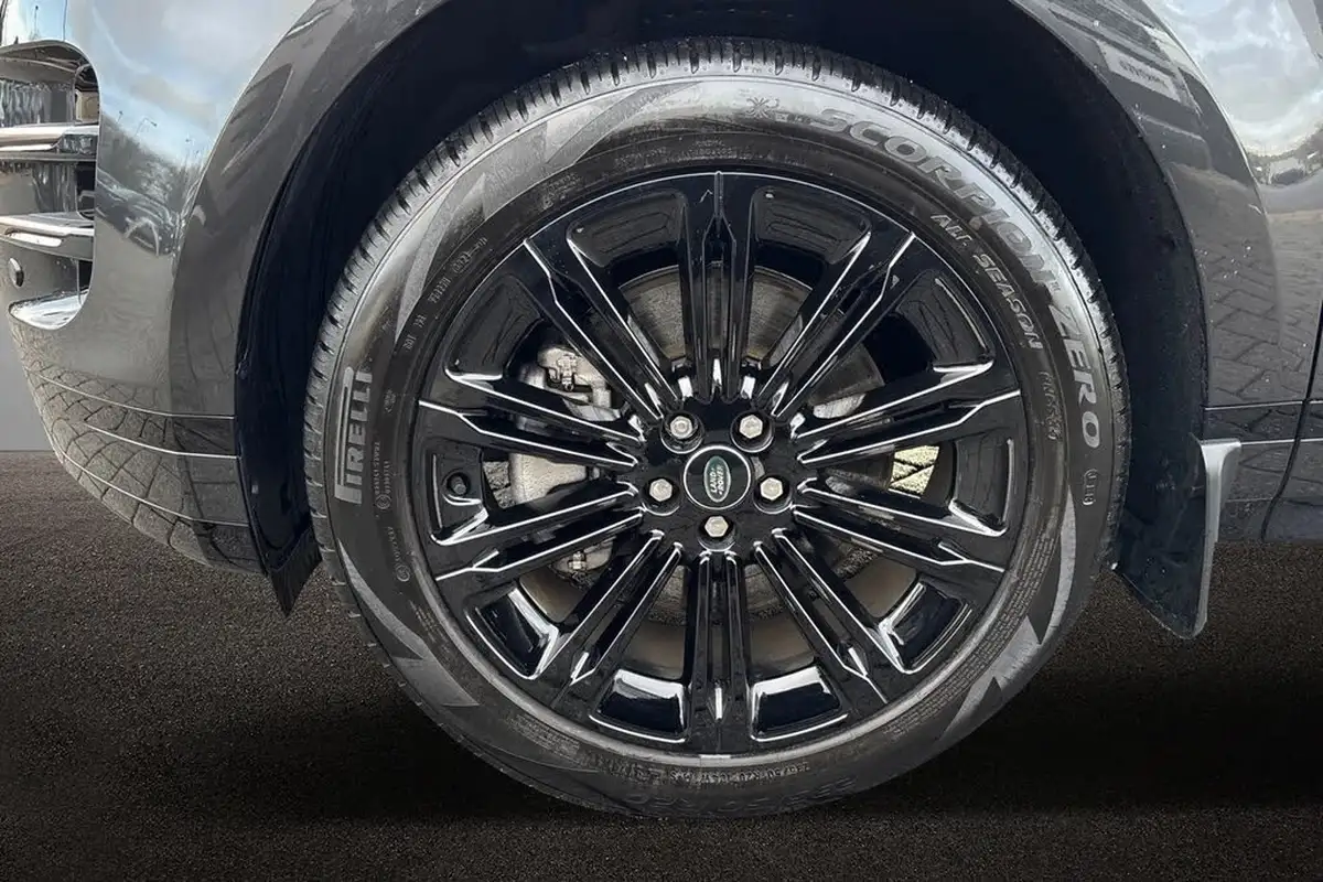 2024-land-rover-range-rover-evoque-15-p270e-dynamic-hse-big-8