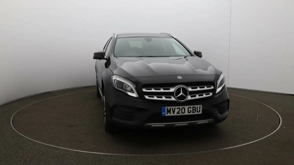 2020-mercedes-benz-gla-class-16-gla-180-amg-line-edition-7g-dct-big-38