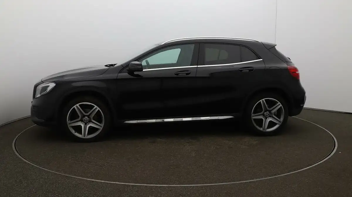 2020-mercedes-benz-gla-class-16-gla-180-amg-line-edition-7g-dct-big-62