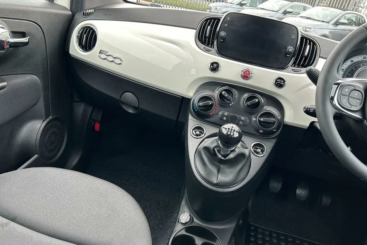 2024-fiat-500-10-big-16