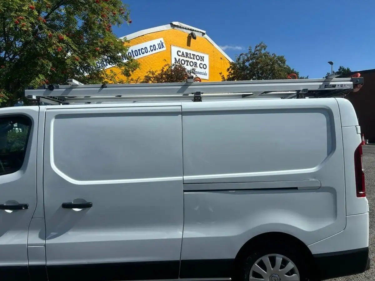 2019-renault-trafic-16dci-ll29-125-business-panel-big-2