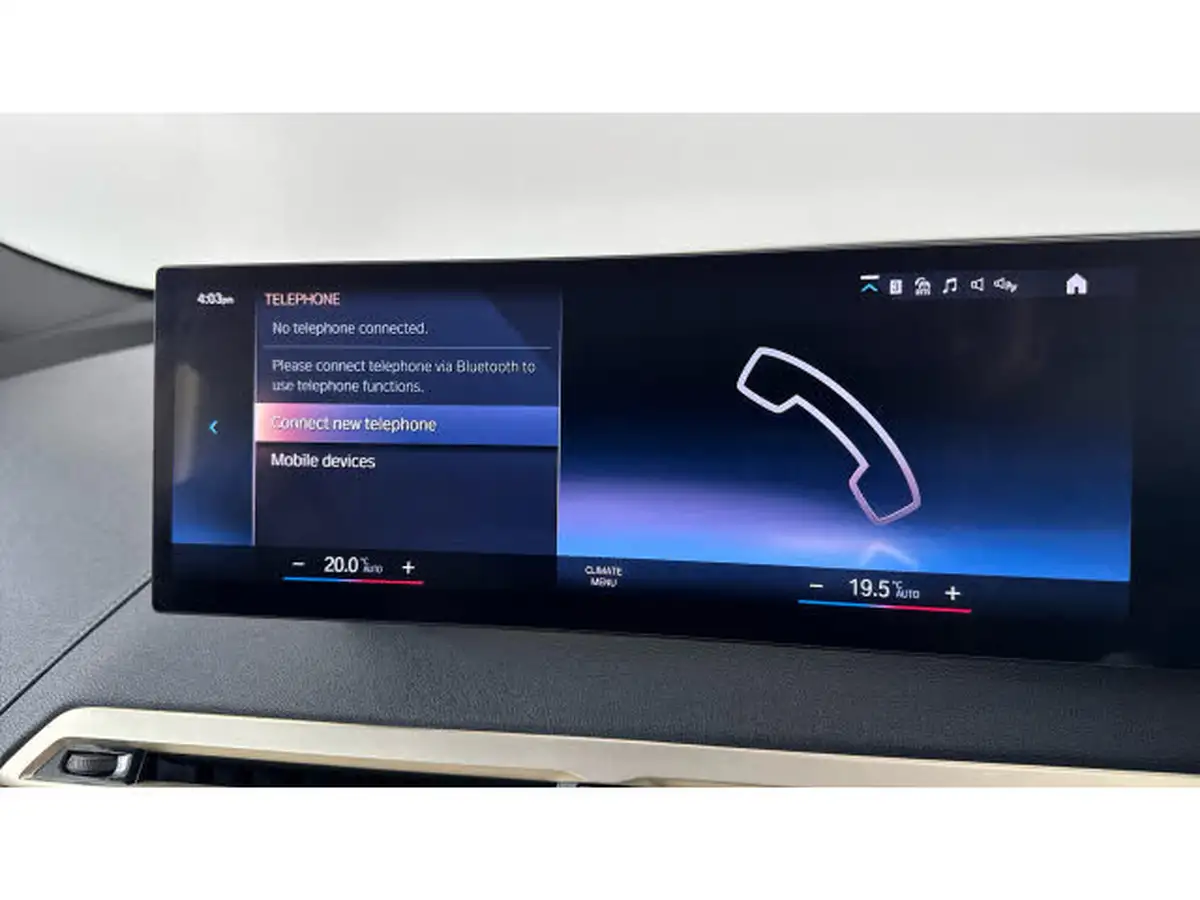 2022-bmw-ix-e-xdrive-50-m-sport-big-35