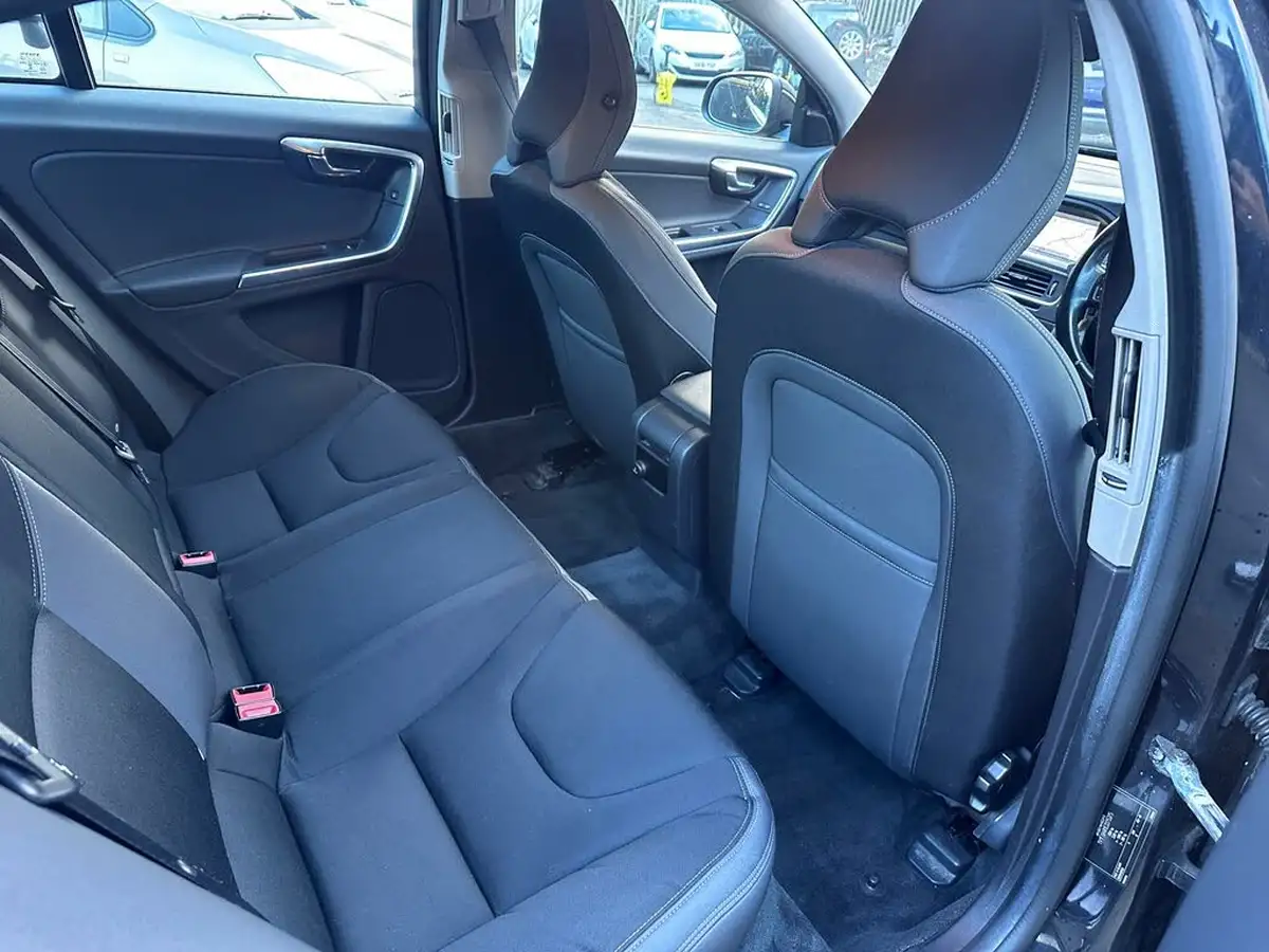 2013-volvo-s60-16td-d2-se-nav-big-18