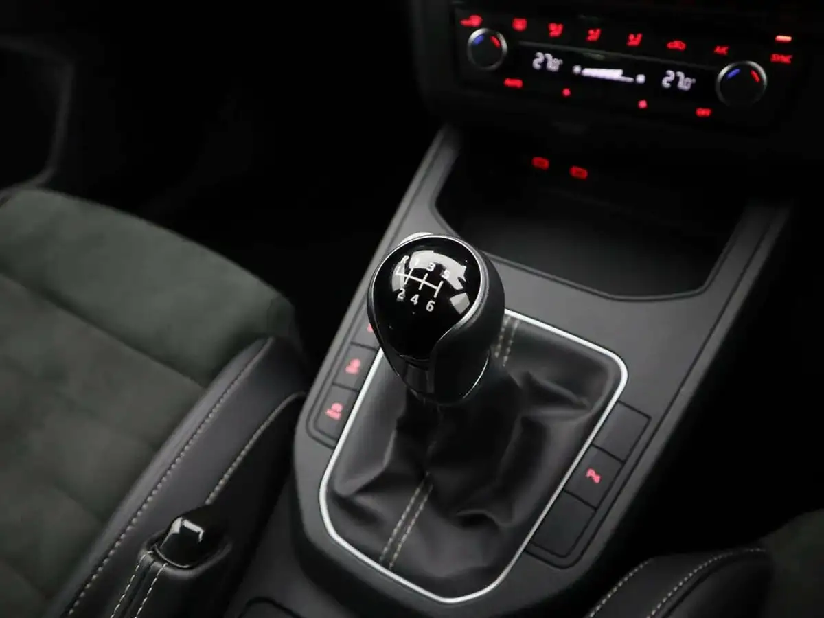 2024-seat-ibiza-10-tsi-xcellence-lux-115ps-big-23